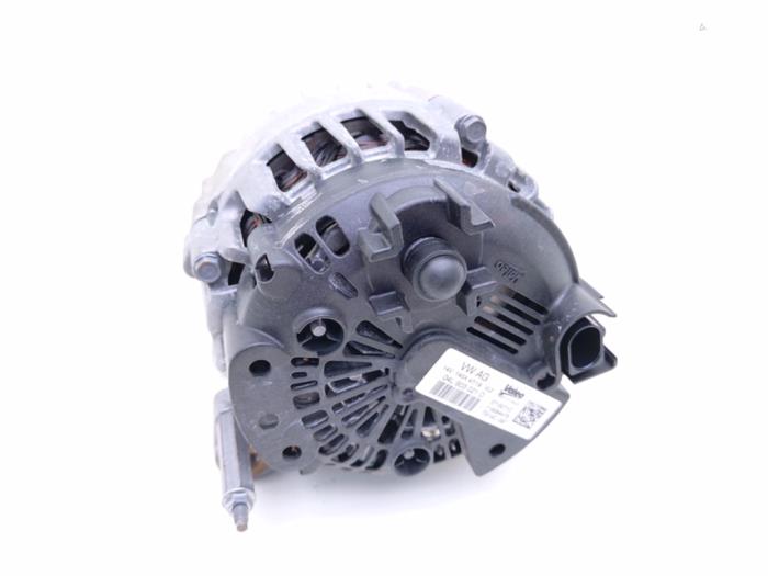 Begagnade Dynamo Audi Q3 (F3B) 2.0 35 TDI 16V Quattro Pris € 124,99 Inklusive moms erbjuds av Automaterialen Ronald Morien B.V.