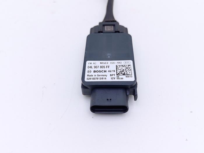 Lambda probe from a Audi Q3 (F3B) 2.0 35 TDI 16V Quattro 2019