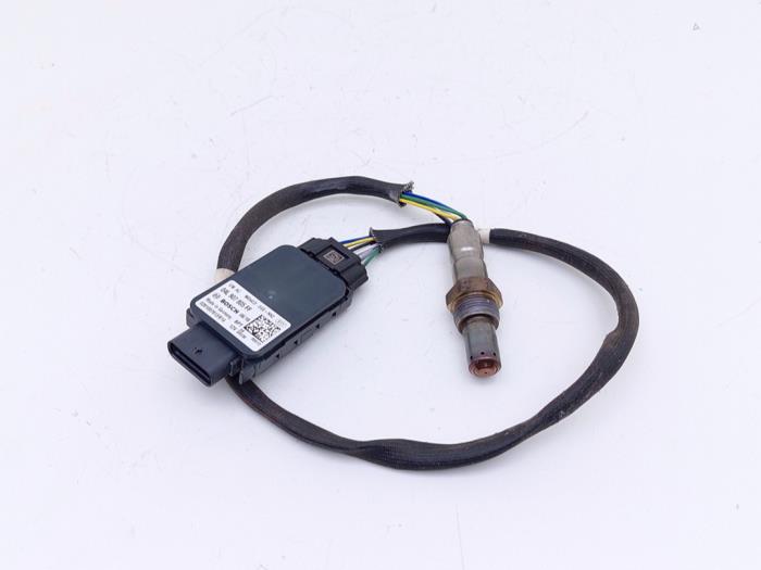 Usagé Sonde lambda Audi Q3 (F3B) 2.0 35 TDI 16V Quattro Prix € 195,00 Prix TTC proposé par Automaterialen Ronald Morien B.V.