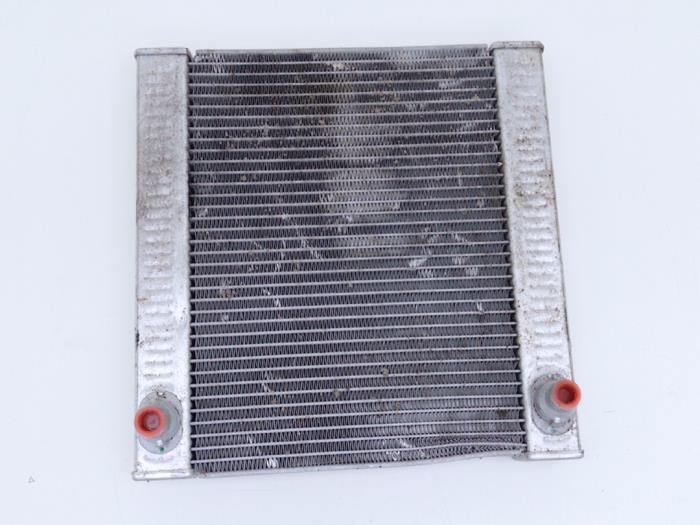 Usagé Radiateur BMW M5 Touring (G91) 4.4 xDrive Plug-in Hybrid Prix € 95,00 Prix TTC proposé par Automaterialen Ronald Morien B.V.