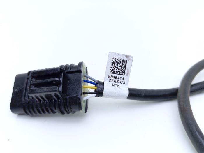 Lambda probe from a BMW M5 Touring (G91) 4.4 xDrive Plug-in Hybrid 2025