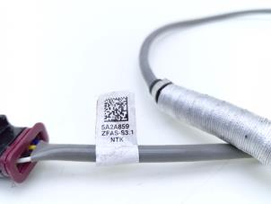 Lambda probe from a BMW M5 Touring (G91) 4.4 xDrive Plug-in Hybrid 2025