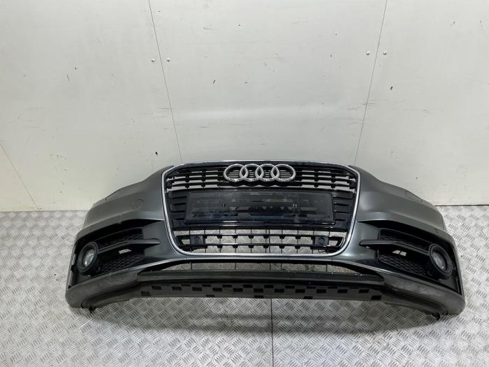 Używane Zderzak przedni Audi A1 (8X1/8XK) 1.6 TDI 16V Cena € 895,00 Procedura marży oferowane przez Automaterialen Ronald Morien B.V.