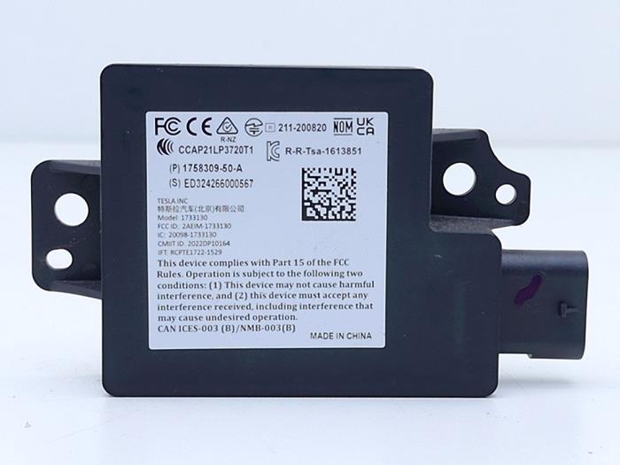 Usados Módulo Bluetooth Tesla Model 3 Performance AWD 78 kWh Precio € 45,00 IVA incluido ofrecido por Automaterialen Ronald Morien B.V.