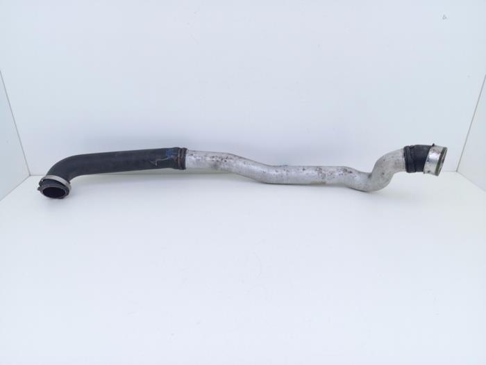 Gebrauchte Intercooler Rohr Volkswagen Phaeton (3D) 3.0 V6 TDI 24V 4Motion Preis € 45,00 Margenregelung angeboten von Automaterialen Ronald Morien B.V.
