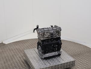 Engine from a Volkswagen Golf VII (AUA) 2.0 R 4Motion 16V 2020