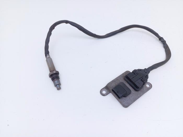 Gebrauchte Nox Sensor Mercedes V (447.8) 2.1 250 BlueTEC, 250 d 16V Preis € 195,00 Margenregelung angeboten von Automaterialen Ronald Morien B.V.