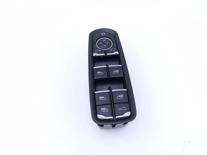 Usados Interruptor combinado de ventanillas Porsche Panamera (970) 4.8 V8 32V GTS Precio € 65,00 Norma de margen ofrecido por Automaterialen Ronald Morien B.V.