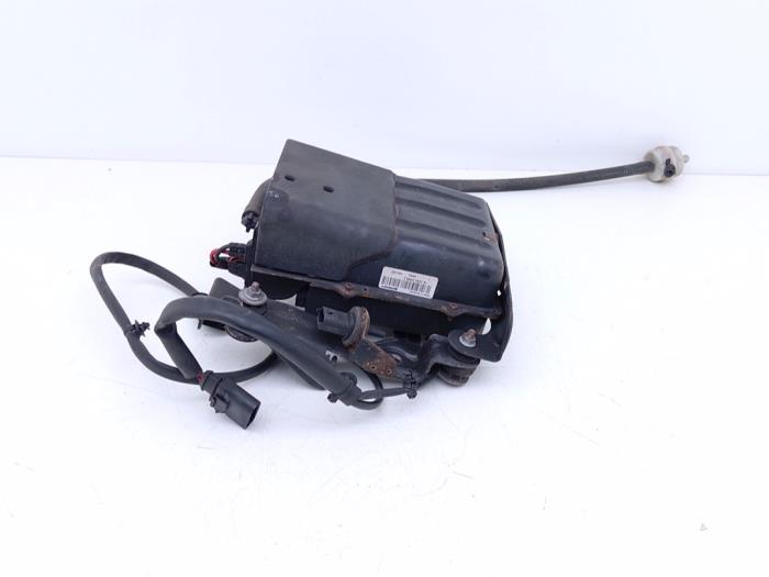 Begagnade Luftpump (fjädring) Porsche Panamera (970) 4.8 V8 32V GTS Pris € 749,00 Marginaltabell erbjuds av Automaterialen Ronald Morien B.V.