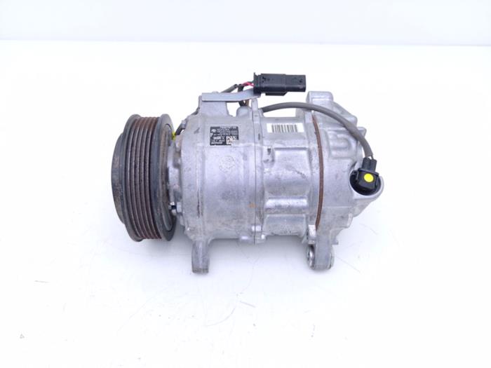 Usagé Pompe clim BMW 2 serie Gran Coupe (F44) 220i 2.0 16V Twin Power Turbo Prix € 125,00 Règlement à la marge proposé par Automaterialen Ronald Morien B.V.