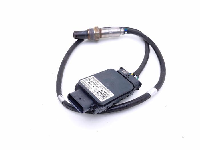 Usados Sensor Nox Volkswagen Multivan T7 2.0 TDI SCR 16V Precio € 301,29 IVA incluido ofrecido por Automaterialen Ronald Morien B.V.