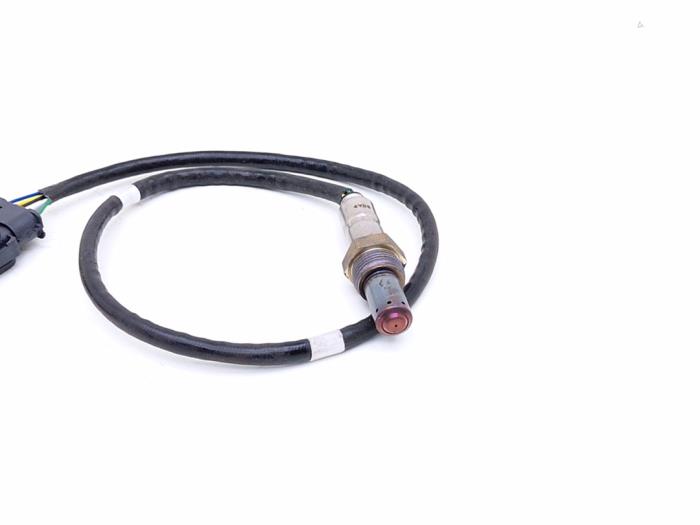 Lambda probe from a Volkswagen Multivan T7 2.0 TDI SCR 16V 2025