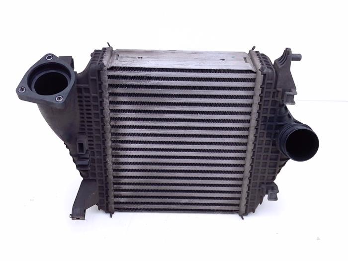 Usados Intercooler Lamborghini Urus 4.0 V8 Precio € 296,45 IVA incluido ofrecido por Automaterialen Ronald Morien B.V.