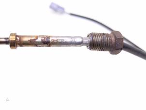 Auspuff Temperatursensor van een Renault Master III (EV/HV/UV/VA/VB/VD/VF/VG/VJ) 2.3 dCi 165 16V FWD 2023