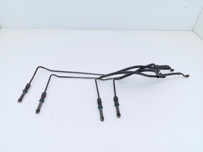 Usagé Conduit de carburant Volkswagen Corrado 1.8 16V Prix € 145,00 Règlement à la marge proposé par Automaterialen Ronald Morien B.V.