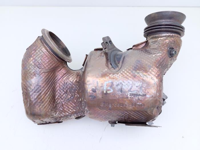 Skontrolowane Katalizator Mercedes Sprinter 3,5t (907.6/910.6) 315 CDI 2.0 D FWD Cena € 961,95 Z VAT oferowane przez Automaterialen Ronald Morien B.V.