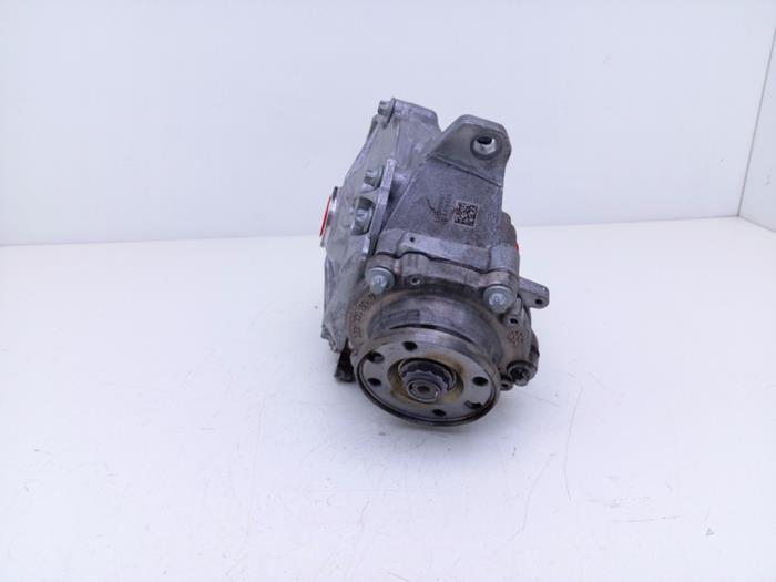 Gebrauchte Differential vorne Mercedes E (W213) 3.0 E-53 AMG EQ Boost 24V 4-Matic Preis € 1.195,00 Mit Mehrwertsteuer angeboten von Automaterialen Ronald Morien B.V.