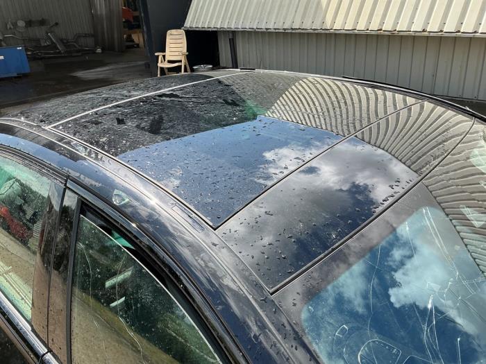 Begagnade Panoramatak Mercedes E (W213) 3.0 E-53 AMG EQ Boost 24V 4-Matic Pris € 1.995,00 Inklusive moms erbjuds av Automaterialen Ronald Morien B.V.