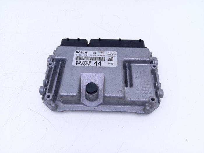 Engine management computer Toyota Aygo (B40), 2014 1.0 12V VVT-i, Hatchback, Petrol, 998cc, 51kW (69pk), FWD, 1KRFE, 2014-05 / 2018-06, KGB40 (Used)