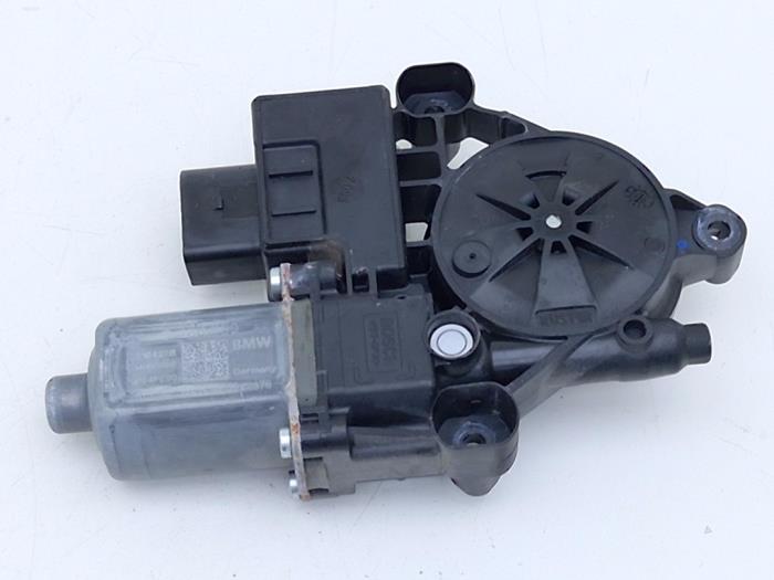 Convertible roof latch