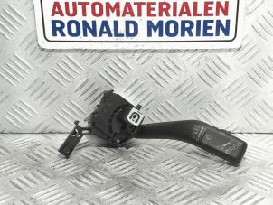 Used Wiper switch Seat Leon (1P1) 1.9 TDI 105 Price € 15,00 Margin scheme offered by Automaterialen Ronald Morien B.V.