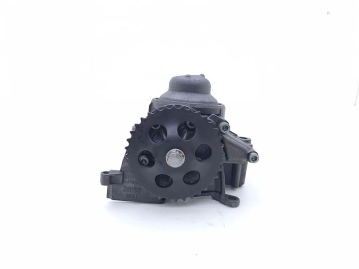 Begagnade Oljepump Volkswagen Polo IV (9N1/2/3) 1.2 12V Pris € 70,00 Marginaltabell erbjuds av Automaterialen Ronald Morien B.V.