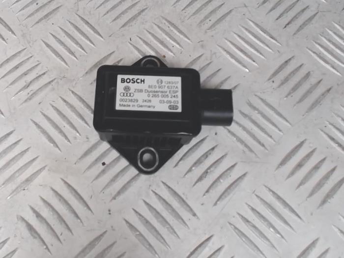 Sensor (sonstige) van een Volkswagen Passat Variant 4Motion (3B6) 2.8 V6 30V 2002