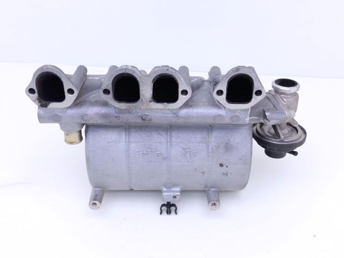 Gebrauchte Ansaugbrugge Volkswagen Caddy III (2KA,2KH,2CA,2CH) 2.0 SDI Preis € 125,00 Margenregelung angeboten von Automaterialen Ronald Morien B.V.