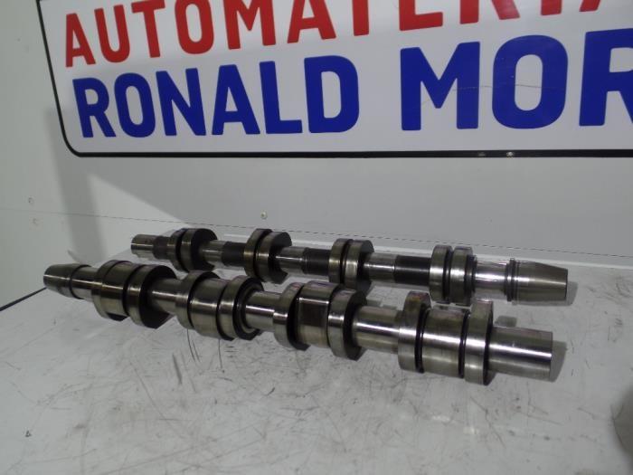 Usagé Kit arbre à cames Volkswagen Golf Prix € 300,00 Règlement à la marge proposé par Automaterialen Ronald Morien B.V.