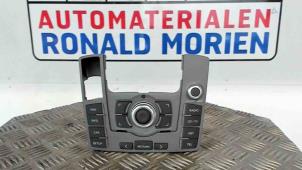 New Radio control panel Audi A6 Avant Quattro (C6) 3.0 TDI V6 24V Price € 181,50 Inclusive VAT offered by Automaterialen Ronald Morien B.V.