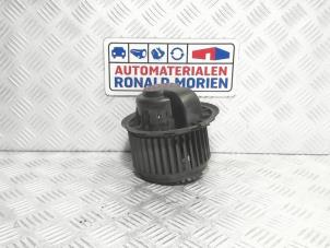 Usados Motor de ventilador de calefactor Volkswagen Transporter T5 2.5 TDi Precio € 35,00 Norma de margen ofrecido por Automaterialen Ronald Morien B.V.