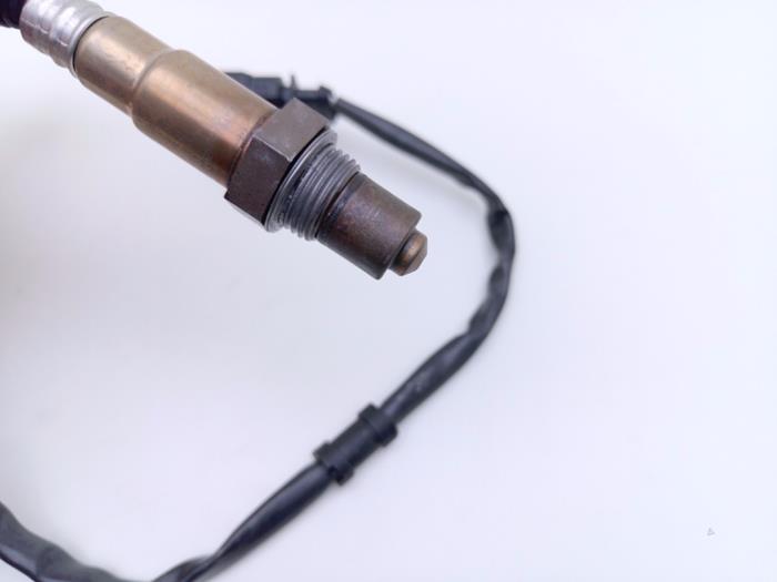 Lambda probe from a Volkswagen Tiguan (5N1/2) 2.0 TSI 16V 4Motion 2013