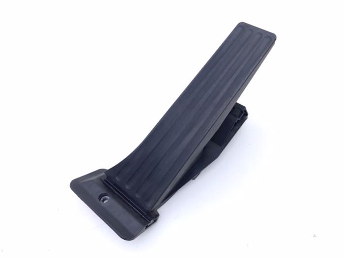 Begagnade Gaspedalsensor BMW 5 serie (F10) 520d 16V Pris € 15,00 Marginaltabell erbjuds av Automaterialen Ronald Morien B.V.