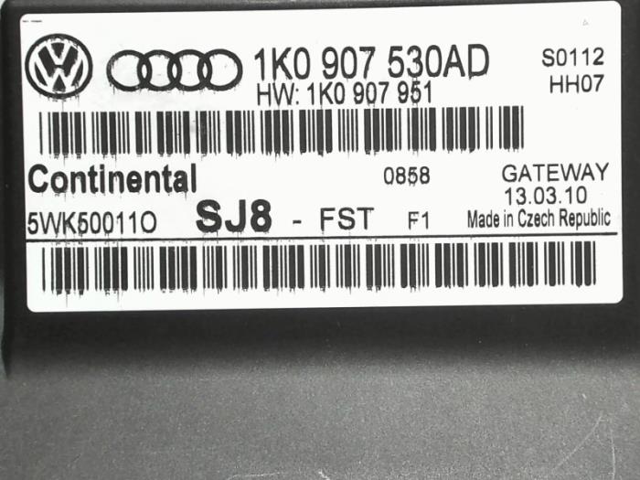 Computer, miscellaneous from a Volkswagen Golf VI (5K1) 1.6 TDI 16V 2010