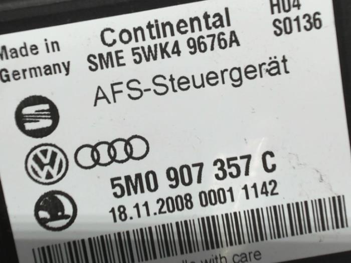 Sterownik doswietlania zakretów z Volkswagen Tiguan (5N1/2) 2.0 TDI 16V 2010