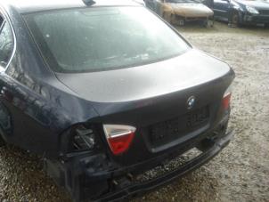 Used Boot lid BMW 3-Serie Price € 200,00 Margin scheme offered by Automaterialen Ronald Morien B.V.