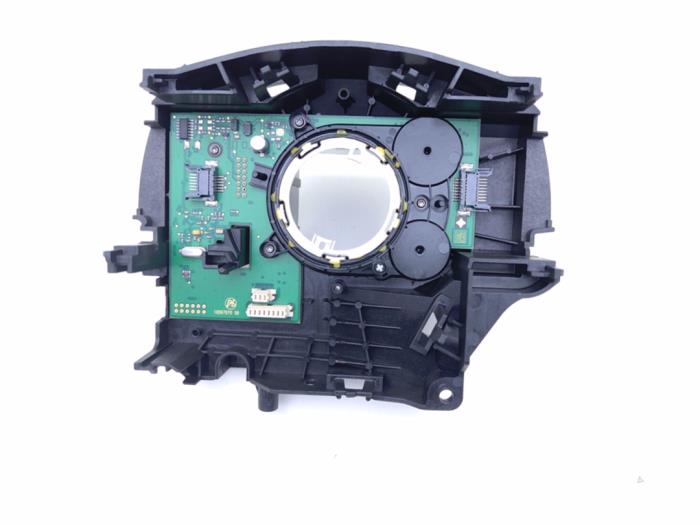 Used Computer, miscellaneous Ford Kuga II (DM2) 1.6 EcoBoost 16V Price € 35,00 Margin scheme offered by Automaterialen Ronald Morien B.V.