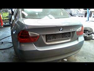 Used Boot lid BMW 3 serie (E90) Price € 200,00 Margin scheme offered by Automaterialen Ronald Morien B.V.