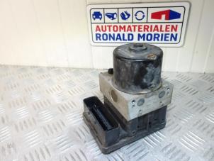 Used ABS pump Seat Leon (1M1) 1.8 20V Price € 49,00 Margin scheme offered by Automaterialen Ronald Morien B.V.