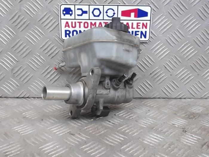 Gebrauchte Hauptbremszylinder Volkswagen Passat CC (357) 2.0 TDI 16V 135 Preis € 49,00 Margenregelung angeboten von Automaterialen Ronald Morien B.V.