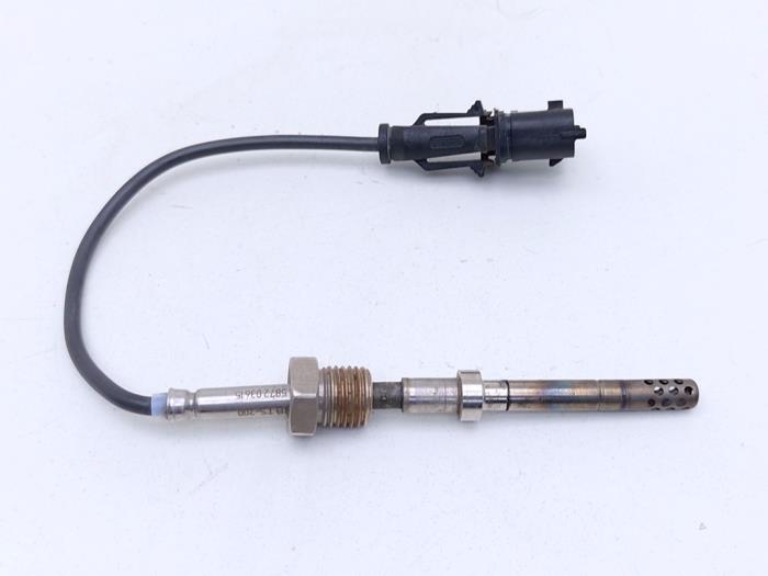 Used Particulate filter sensor Opel Corsa D 1.3 CDTi 16V ecoFLEX Price € 25,00 Margin scheme offered by Automaterialen Ronald Morien B.V.