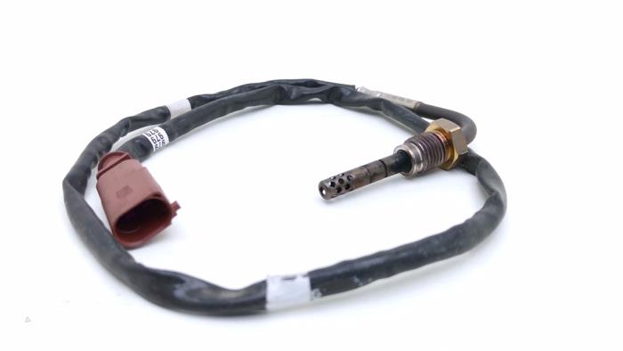 Used Particulate filter sensor Volkswagen Golf VI (5K1) 1.6 TDI 16V Price € 25,00 Margin scheme offered by Automaterialen Ronald Morien B.V.