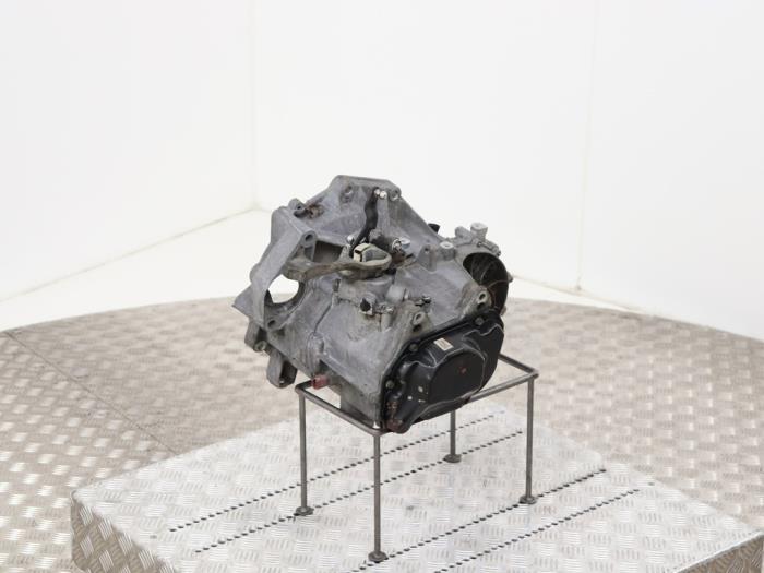 Gebrauchte Getriebe Volkswagen Polo IV (9N1/2/3) 1.2 12V Preis € 175,00 Margenregelung angeboten von Automaterialen Ronald Morien B.V.