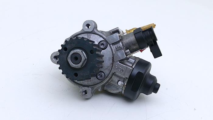 Begagnade Dieselpump Volkswagen Golf VII (AUA) 2.0 TDI 16V Pris € 95,00 Marginaltabell erbjuds av Automaterialen Ronald Morien B.V.