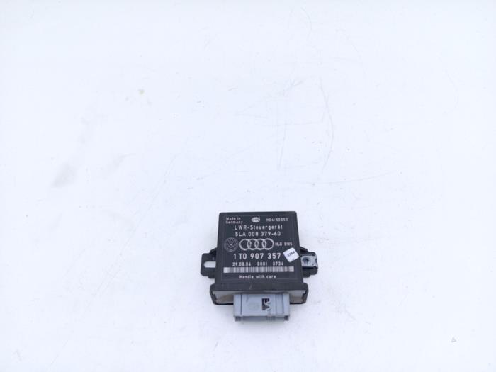 Usagé Ordinateur divers Skoda Octavia (1Z3) 2.0 Turbo FSI 16V RS Prix € 30,00 Règlement à la marge proposé par Automaterialen Ronald Morien B.V.