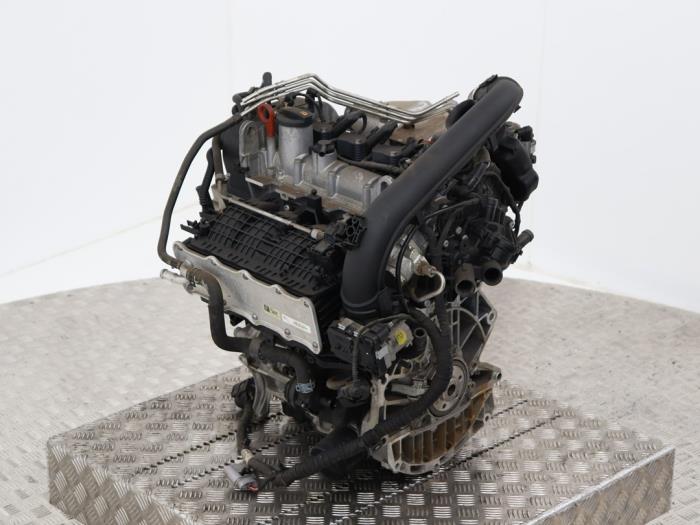Engine Volkswagen Golf - CHP857689 CHPA