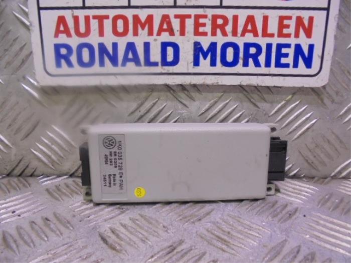 Used Computer, miscellaneous Volkswagen Touran Price € 55,00 Margin scheme offered by Automaterialen Ronald Morien B.V.
