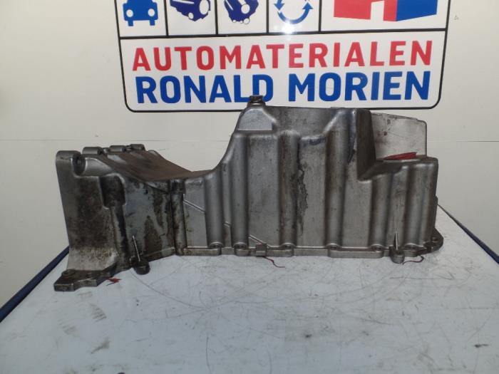 Usagé Couvercle carter Volkswagen Touareg (7LA/7L6) 2.5 TDI R5 Prix € 75,00 Règlement à la marge proposé par Automaterialen Ronald Morien B.V.