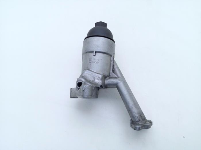 Gebrauchte Ölfiltergehäuse Volkswagen Touareg (7LA/7L6) 4.2 FSI V8 40V Preis € 40,00 Margenregelung angeboten von Automaterialen Ronald Morien B.V.