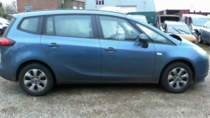 Używane Obrecz Opel Zafira Tourer (P12) 1.6 CDTI 16V ecoFLEX 136 Cena € 60,00 Procedura marży oferowane przez Automaterialen Ronald Morien B.V.